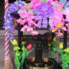 今日は、お釈迦様の誕生を祝う「灌仏会」。釈迦像を配した「花御堂」も華やかに、甘茶注いでお祝い…のはずですが、今年はココロの中でお祝いしますね。／旧暦3/16・辛巳