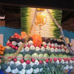 祝日「勤労感謝の日」は「新嘗祭」でもあって、全国津々浦々の神社では重要神事。その一端を今年も写真で眺めて過ごすかぁ(*’▽’)。／旧暦10/19・乙亥