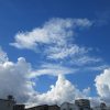 見上げれば、暦が秋めく頃に夏の雲！もしや今年初めて見た積乱雲かも(*’▽’)。／旧暦7/25・戊午